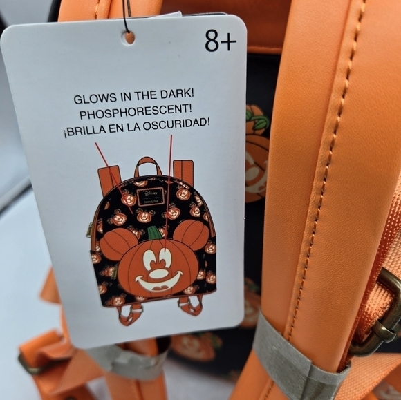 Loungefly Disney Mickey-O-Lantern Glow in the Dark Backpack - Picture 11 of 13